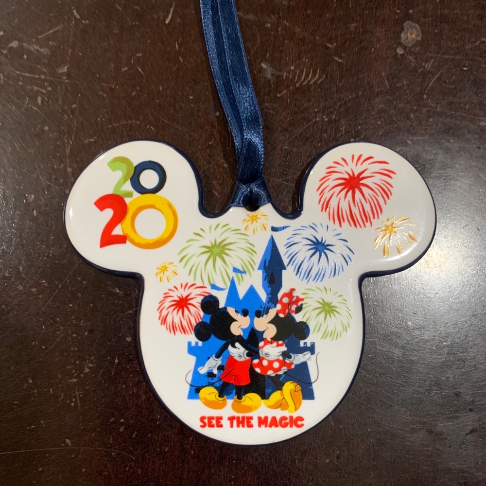 Disney Parks Disneyland 2020 Mickey Mouse & Friends Icon Flat Ceramic Ornament